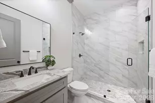 8159 Fairview Rd, Charlotte, NC 28226 - Photo 33