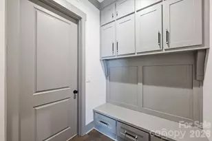 8159 Fairview Rd, Charlotte, NC 28226 - Photo 31