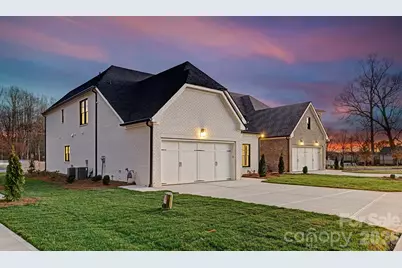 8163 Fairview Road, Charlotte, NC 28226 - Photo 47