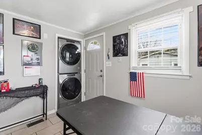 736 E 11th Street, Newton, NC 28658 - Photo 7