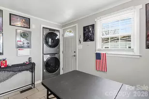 736 E 11th St, Newton, NC 28658 - Photo 7