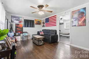 736 E 11th St, Newton, NC 28658 - Photo 17