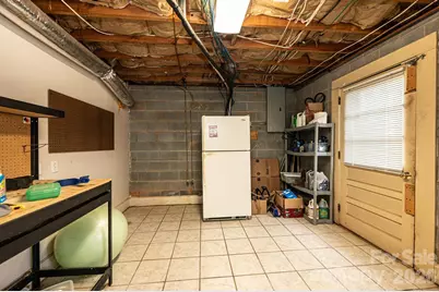 1063 4th Avenue Drive NW, Hickory, NC 28601 - Photo 35