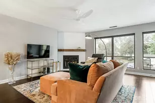 1612 Sharon Rd W, Charlotte, NC 28210 - Photo 3