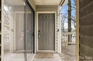 1612 Sharon Rd W, Charlotte, NC 28210 - Photo 17