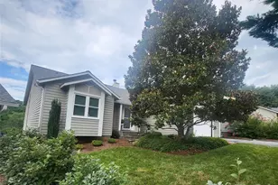 35 Cedarcliff Cir, Asheville, NC 28803 - Photo 1