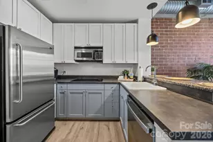 710 W Trade St, Charlotte, NC 28202 - Photo 9