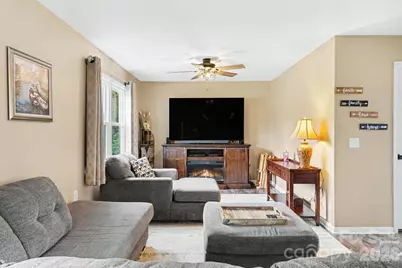 3361 47th Avenue Place NE, Hickory, NC 28601 - Photo 23