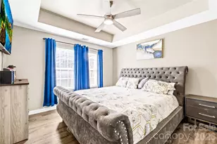 6406 Castlewynd Ct, Charlotte, NC 28212 - Photo 9