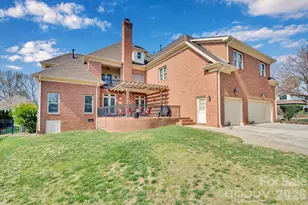 18326 Bowsprit Pointe Rd, Cornelius, NC 28031 - Photo 43