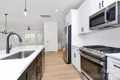 3820 Odom Way, Charlotte, NC 28208 - Photo 5