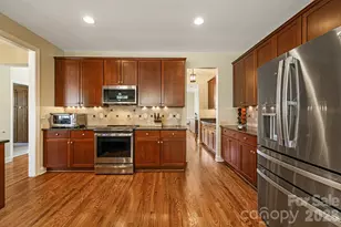 257 Fennel Dun Cir, Candler, NC 28715 - Photo 23