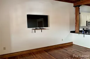 235 E Main St, Lincolnton, NC 28092 - Photo 3