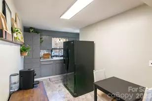 118 Mitchell St, Canton, NC 28716 - Photo 9