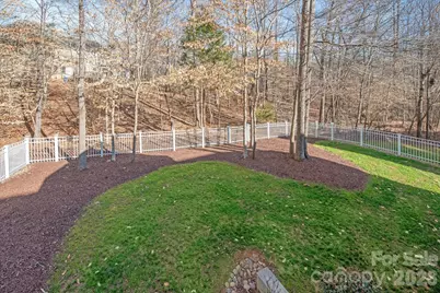 2141 Lord Proprietor Lane, Waxhaw, NC 28173 - Photo 17