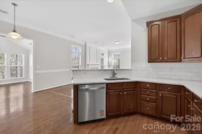 2141 Lord Proprietor Lane, Waxhaw, NC 28173 - Photo 9