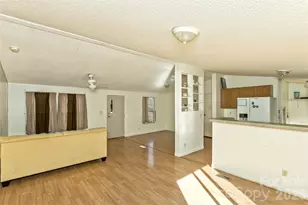 142 River Breeze Dr, Morganton, NC 28655 - Photo 3