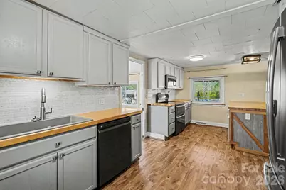 139 Blackburn Drive, Grover, NC 28073 - Photo 11