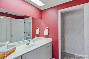 126 Hillcrest Dr, Barnardsville, NC 28709 - Photo 33