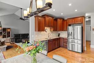 9 Stegall Ln, Asheville, NC 28805 - Photo 9