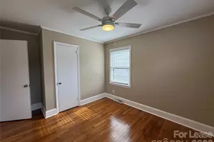 1422 Orvis St, Charlotte, NC 28216 - Photo 23