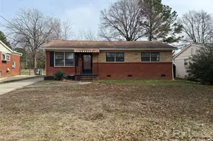 1422 Orvis St, Charlotte, NC 28216 - Photo 1