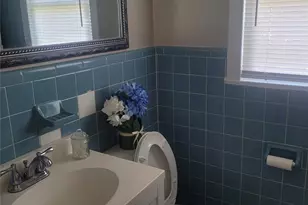 101 N Gregg St, Charlotte, NC 28216 - Photo 3