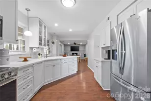 5808 Tillery Dr, Charlotte, NC 28226 - Photo 9