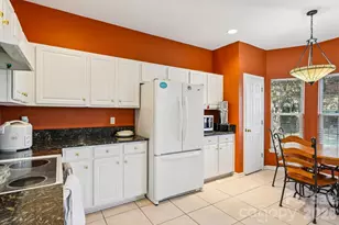 9533 Autumn Applause Dr, Charlotte, NC 28277 - Photo 13