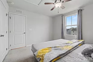 5141 Rustling Pnes Ct, Charlotte, NC 28215 - Photo 19