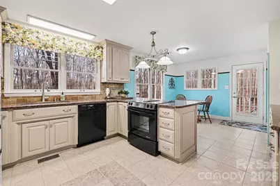 909 Woodland Forest Drive, Waxhaw, NC 28173 - Photo 29