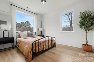 5726 Charing Pl, Charlotte, NC 28211 - Photo 23