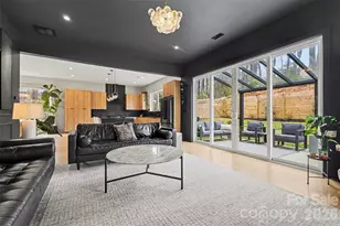 5726 Charing Pl, Charlotte, NC 28211 - Photo 5