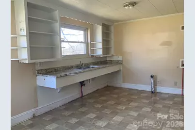 626 3rd Avenue Drive SE, Hickory, NC 28602 - Photo 11