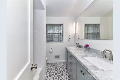 2401 Wensley Drive, Charlotte, NC 28210 - Photo 13