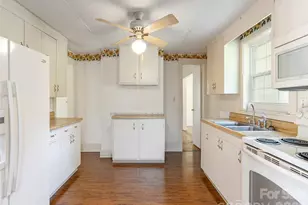 34 Lockhart Rd, Tryon, NC 28782 - Photo 13