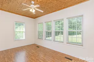 34 Lockhart Rd, Tryon, NC 28782 - Photo 31