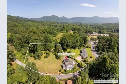 34 Lockhart Road, Tryon, NC 28782 - Photo 1