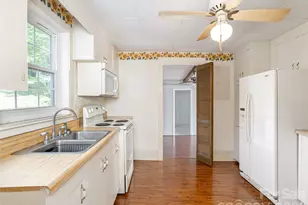 34 Lockhart Rd, Tryon, NC 28782 - Photo 15