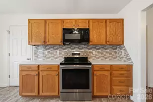 1808 Cameron Heights Cir, Denver, NC 28037 - Photo 5