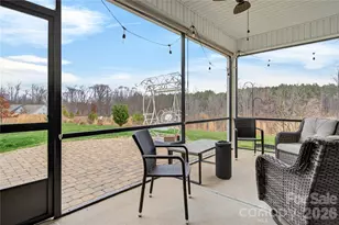 129 Rosebay Dr, Mooresville, NC 28117 - Photo 27