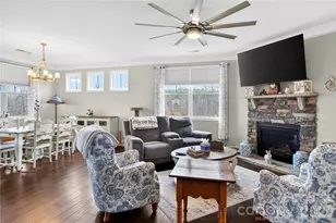 129 Rosebay Dr, Mooresville, NC 28117 - Photo 7