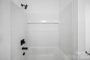 412 S Hill St, Gastonia, NC 28052 - Photo 25