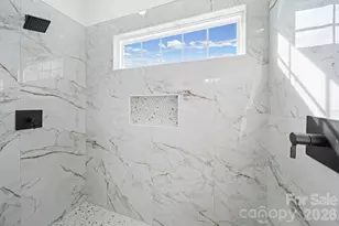 412 S Hill St, Gastonia, NC 28052 - Photo 17