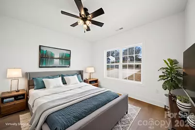 412 S Hill Street, Gastonia, NC 28052 - Photo 21