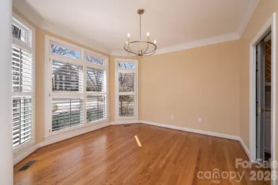 308 41st Avenue Place NW, Hickory, NC 28601 - Photo 5