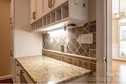 308 41st Avenue Place NW, Hickory, NC 28601 - Photo 15