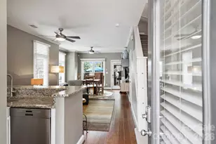 1073 Park West Dr, Charlotte, NC 28209 - Photo 3