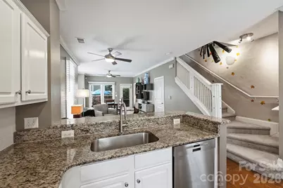 1073 Park West Drive, Charlotte, NC 28209 - Photo 9