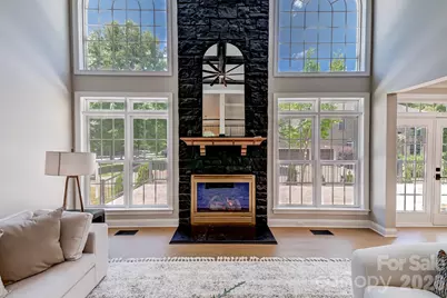 8707 Fairview Road, Charlotte, NC 28226 - Photo 9